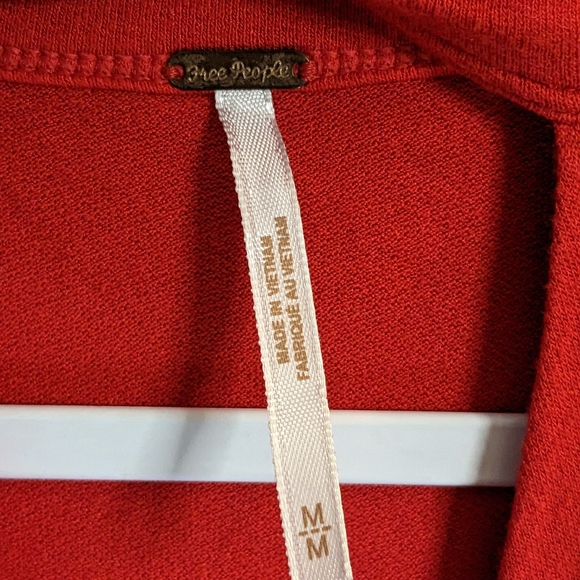 Free People Just a Twist Red Suplice Neckline Top Medium EUC - Picture 9 of 11